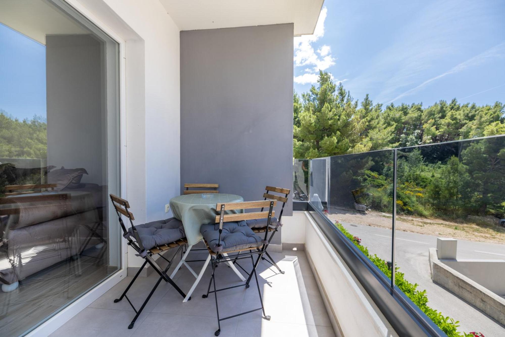 Apartments Marusic Makarska Bagian luar foto